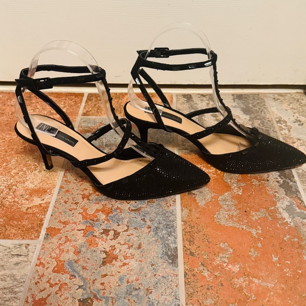 👠Classy & Elegant INC. Black Glitter Strappy Pointed toe Dress Stiletto Heels!